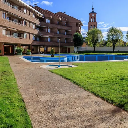 Apartamento Baruhaus Duplex Piscina Y Parking Villamanan