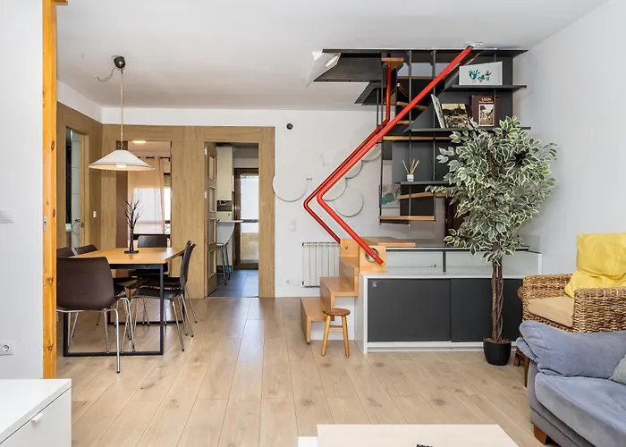 Baruhaus Duplex Piscina Y Parking Apartment Villamanan