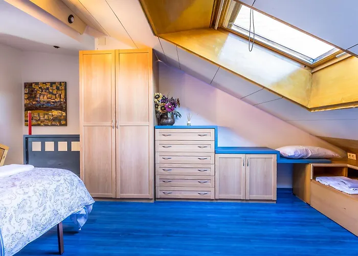 Baruhaus Duplex Piscina Y Parking Apartman *